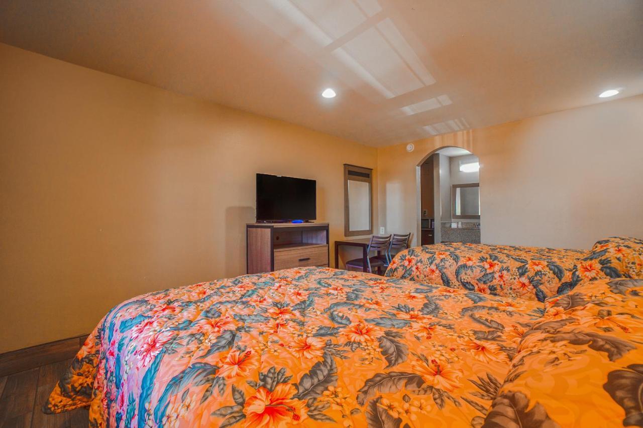 Days Inn By Wyndham Aransas Pass Exterior photo