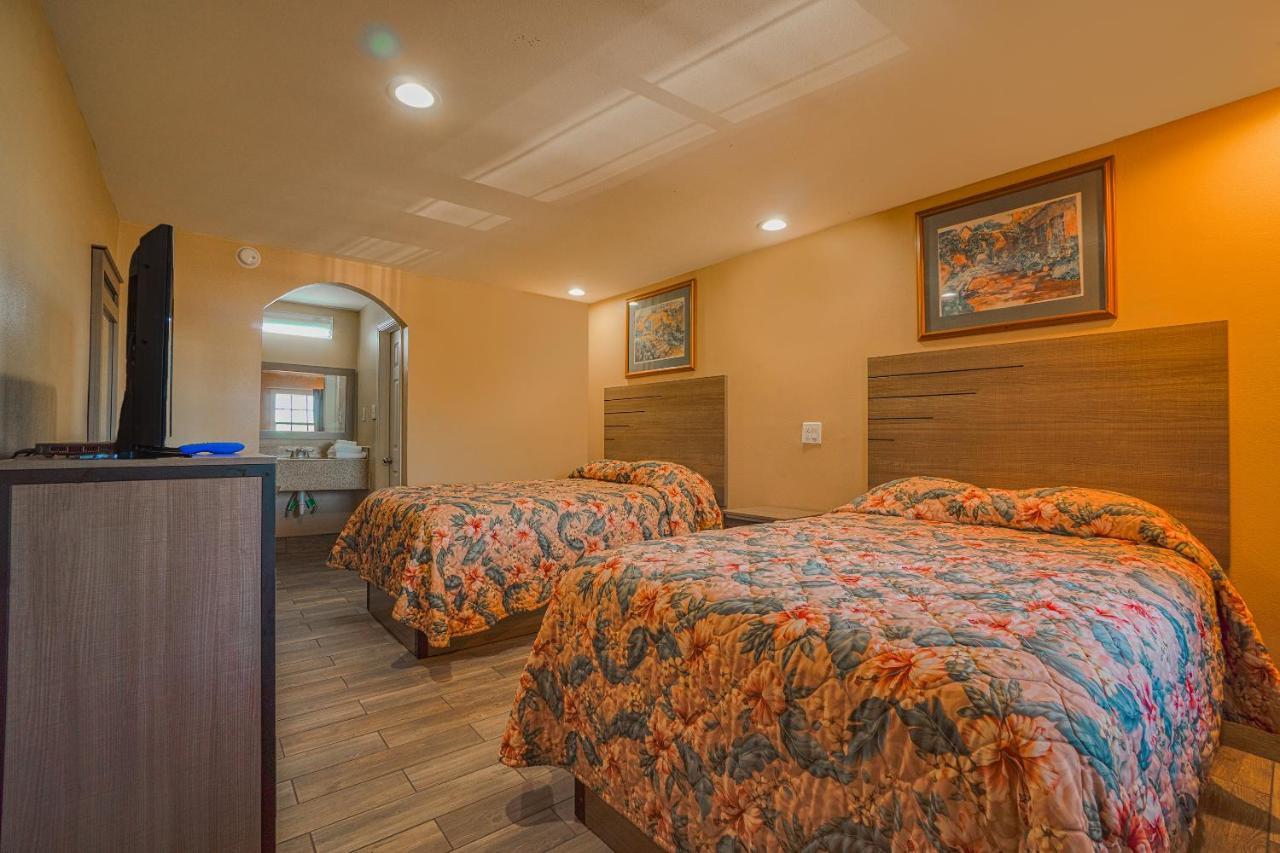 Days Inn By Wyndham Aransas Pass Exterior photo